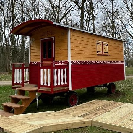 Bourg  Camping De La Croix D'Arles מראה חיצוני תמונה